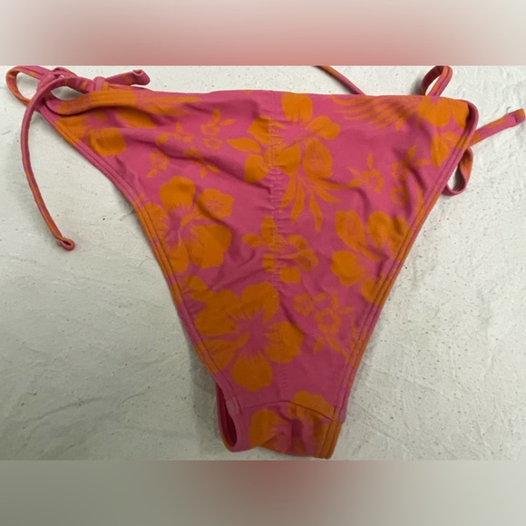 Hollister pink and orange hibiscus bikini tie bottom size S - Picture 2 of 4
